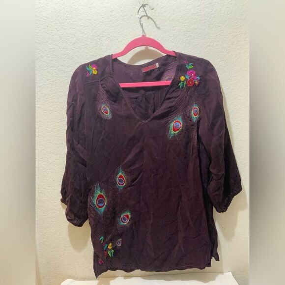 Johnny Was Sz S Blouse Peacock Feathers Floral Embroidery Burgundy Rayon Blouse - Picture 1 of 6